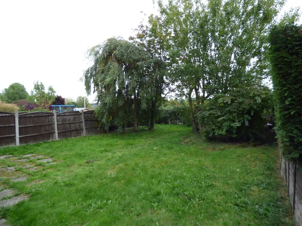 Birdholme House