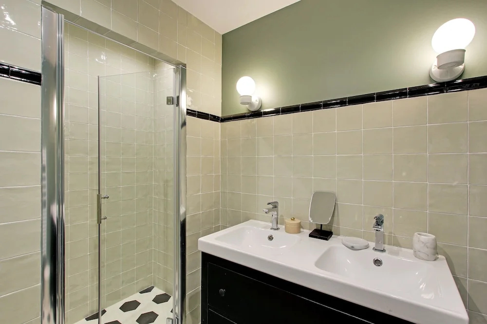 Pick A Flat's Chatelet Jour apartments