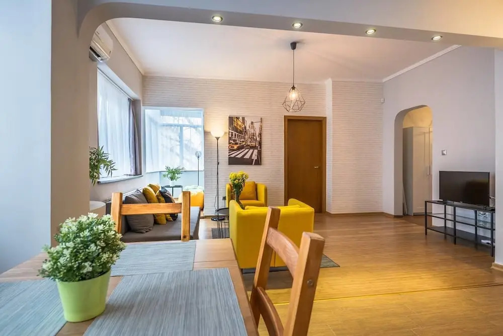 FM Luxury 2-BDR Apartment - 5th Avenue