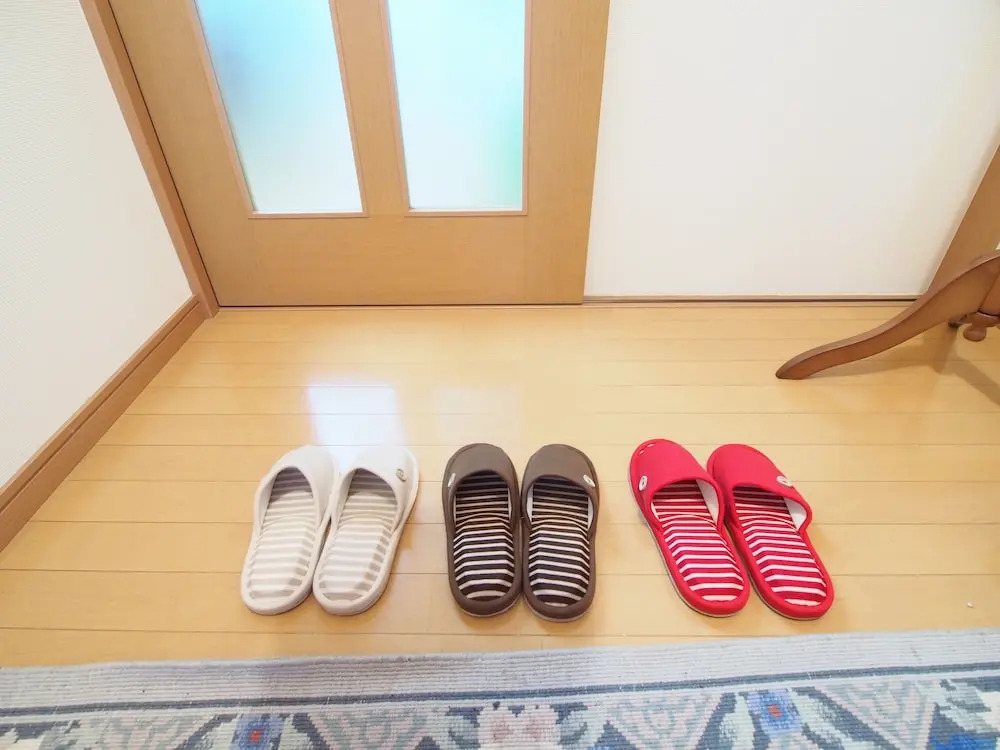 Okazaki House up to 8 People