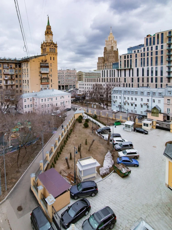 Premium Apartment Smolenskiy 22-10