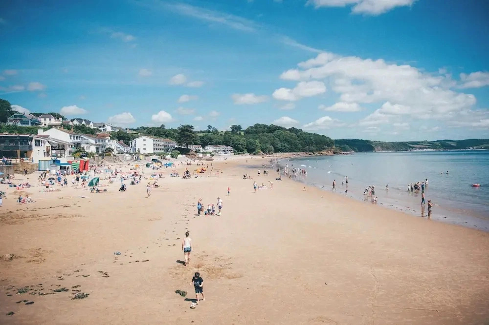 Harbour Stays - The Marine Centre