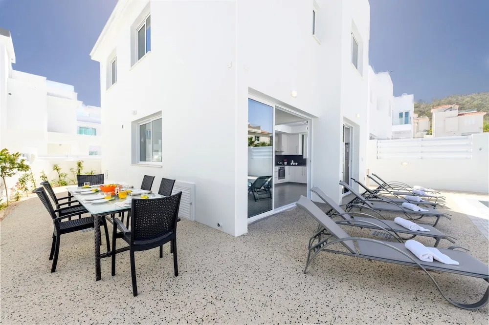 Green Bay Villa 17 in Protaras