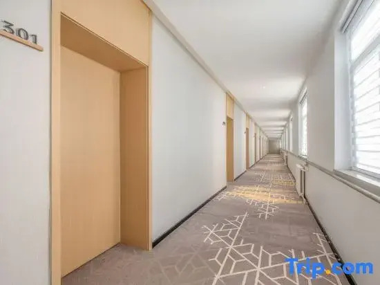 Quanyu Hotel (Tianjin Cancer Hospital Subway Station Branch)