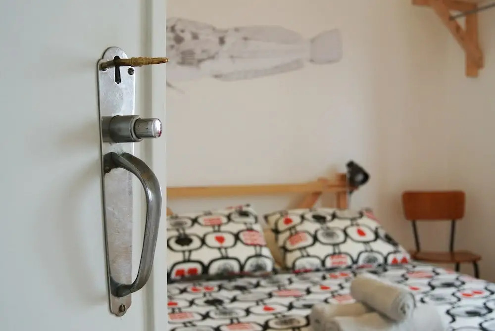Nazaré Hostel - Rooms & Dorms