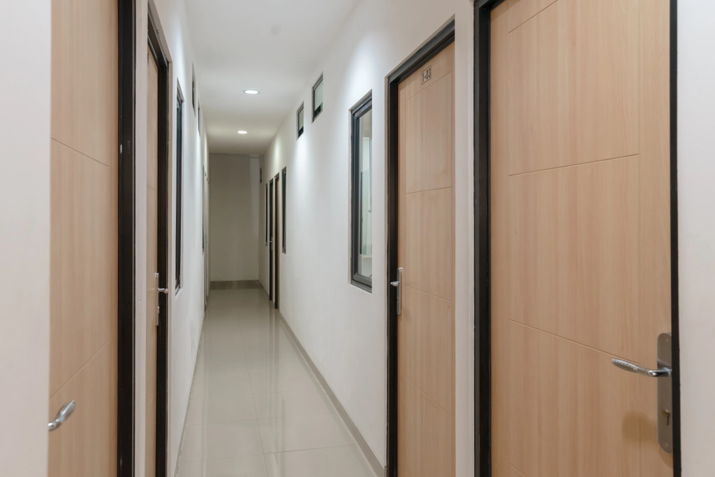 RedDoorz near Seasons City Mall 3