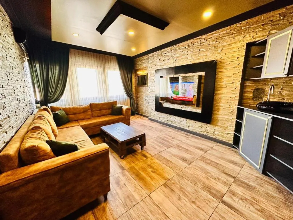 Golden Rock House