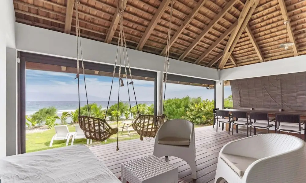 Seaside Haven Expansive 3BR Villa in Moorea