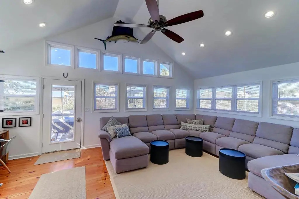 1619 E Ashley - Namastay - Oceanfront - 4 Bedrooms