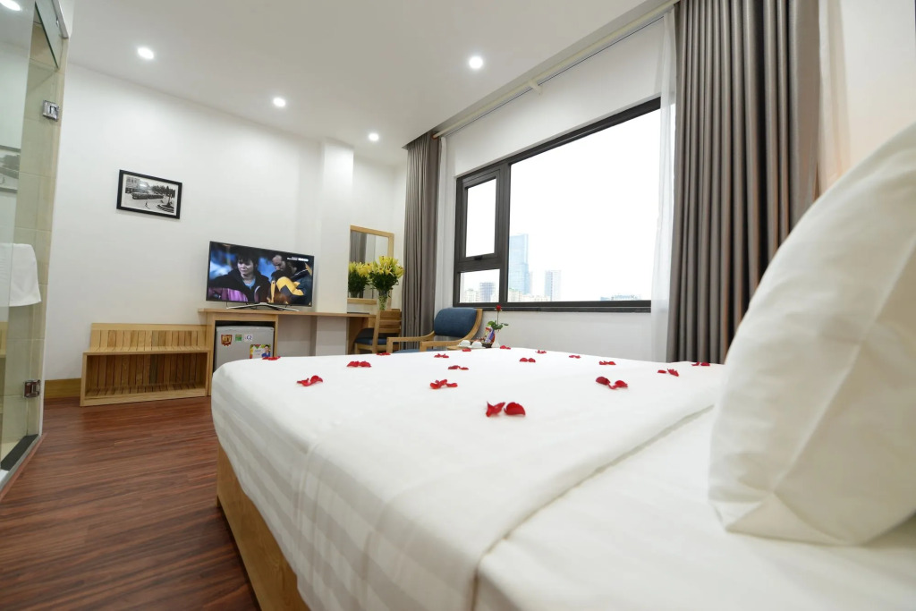 Blue Hanoi Inn City Hotel