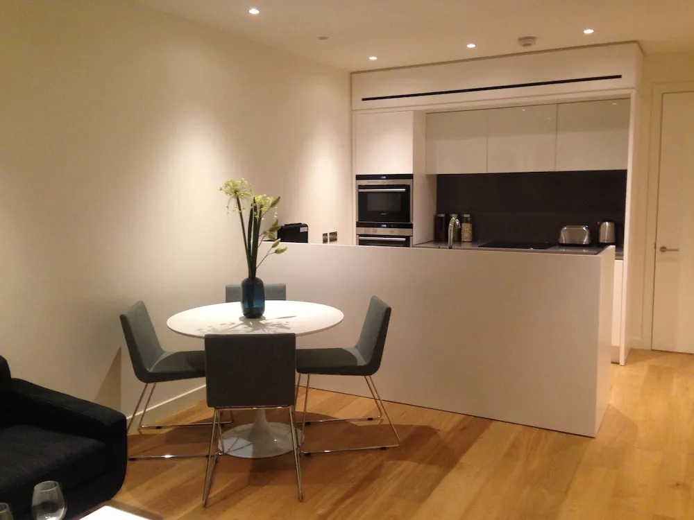 VIP Apartments