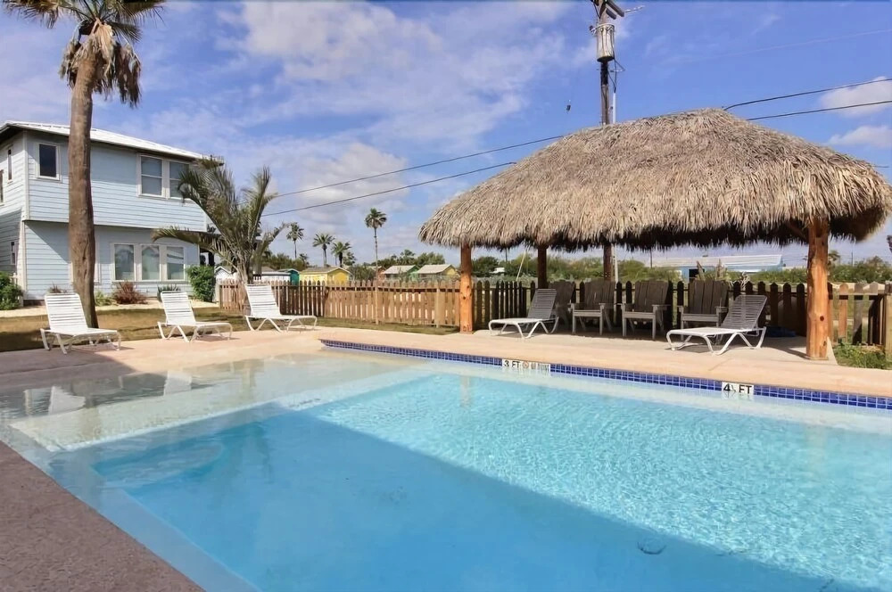318 S Station #3 4 Bedrooms 2.5 Bathrooms Home