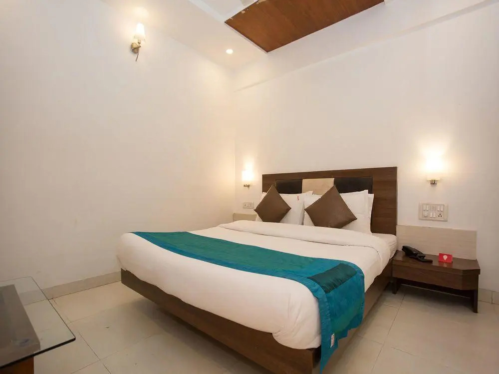 OYO 10440 Hotel Surabhi