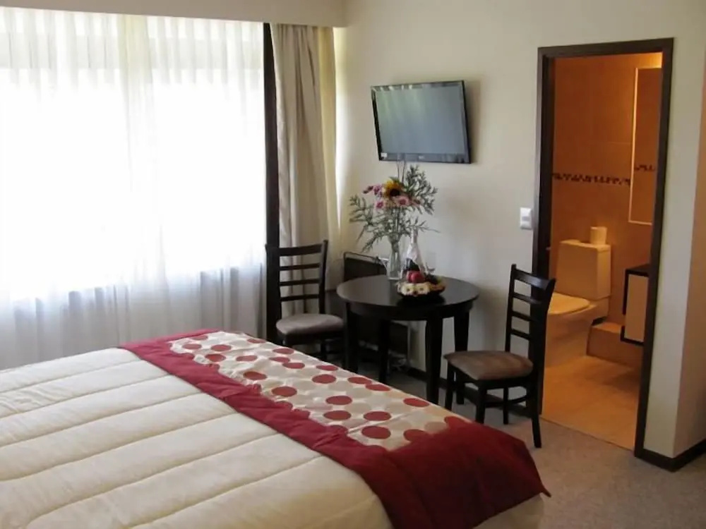 Villa Baviera, Hotel Baviera Chile
