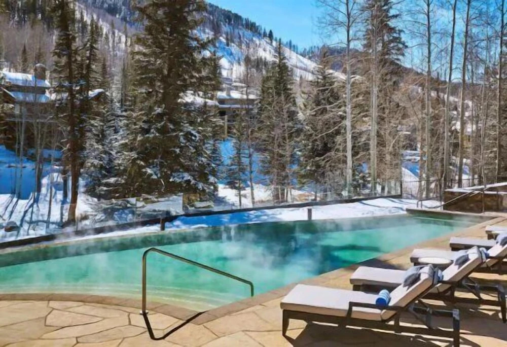 Westhaven 3 Bedroom Luxury Condo in Cascade Village, Steps to Chair Lift