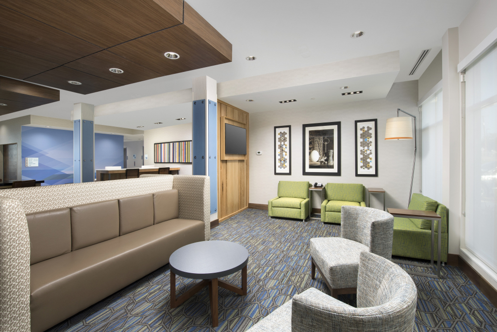 Holiday Inn Express & Suites San Antonio North-Windcrest by IHG