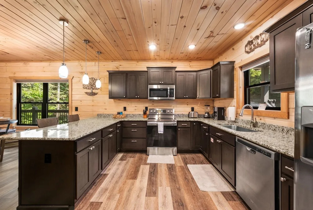 Haven 2 Bedroom Cabin by RedAwning