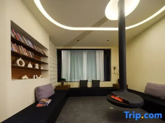 Chuyu·Lutu | FirstJoy Smart Oxygen Resort (Shangri-La Dukezong Ancient City）