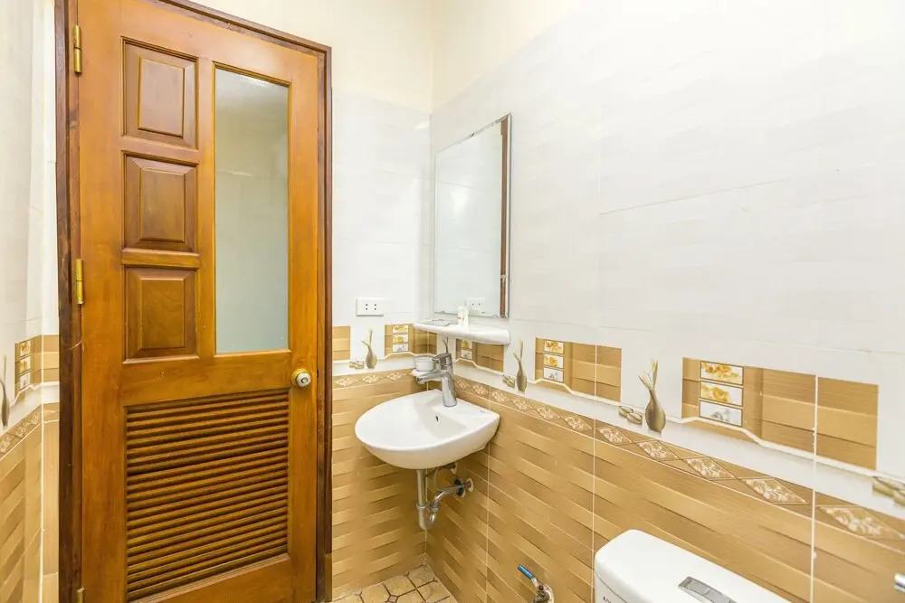 Nam Khanh Hotel by OYO Rooms
