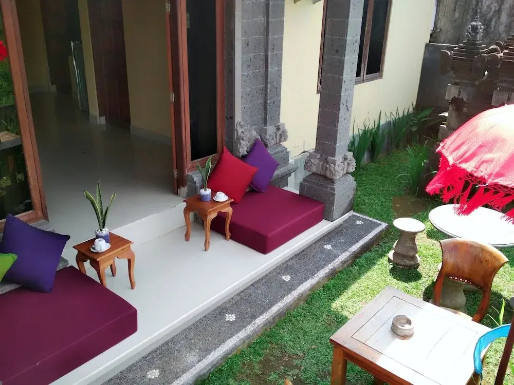 Svaha Guest House