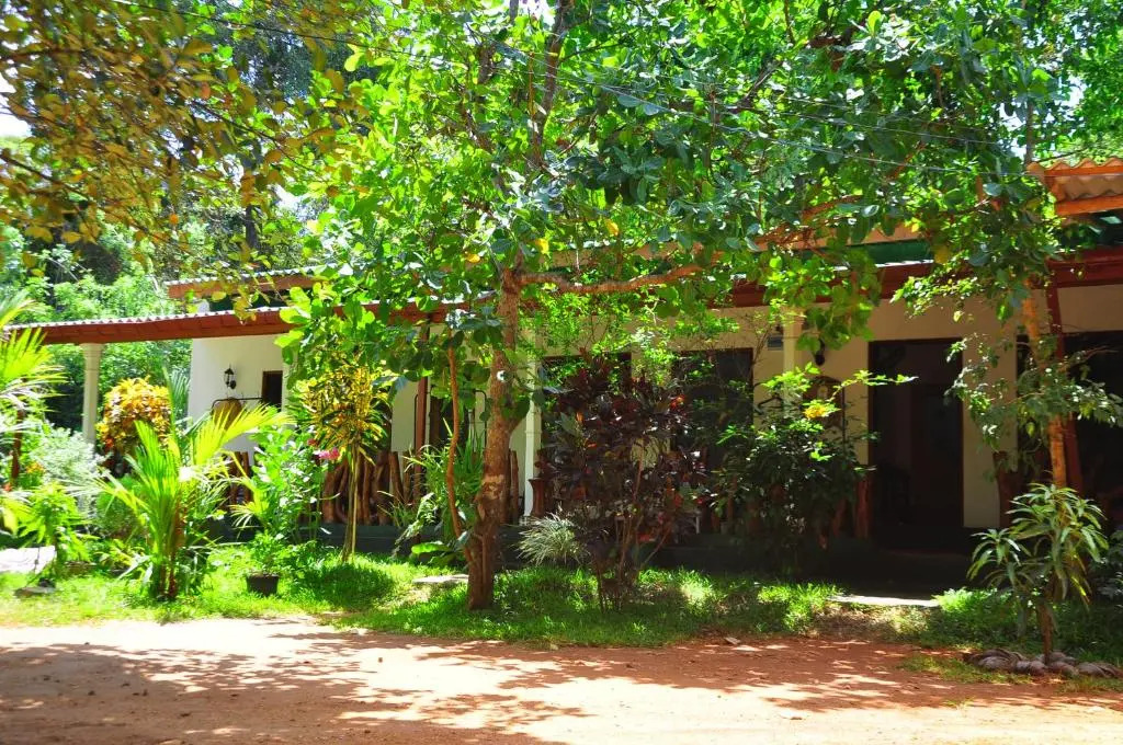 Sigiri Rock Side Home Stay