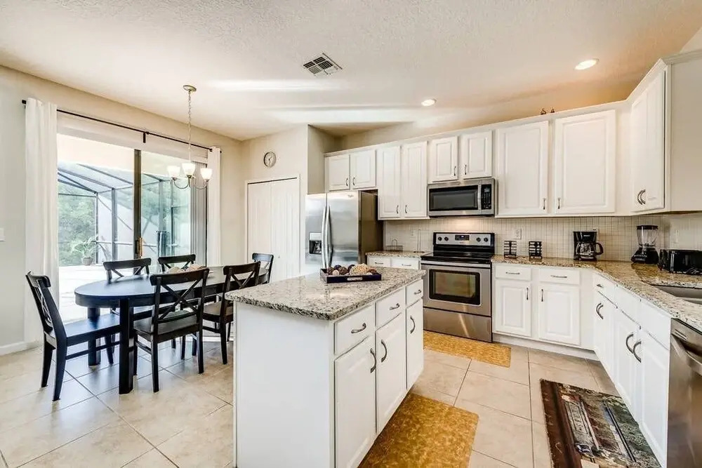 Veranda Palm Villa w Pool Game room near Disney