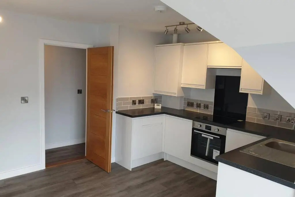 2 Bedroom Seafront Apartment
