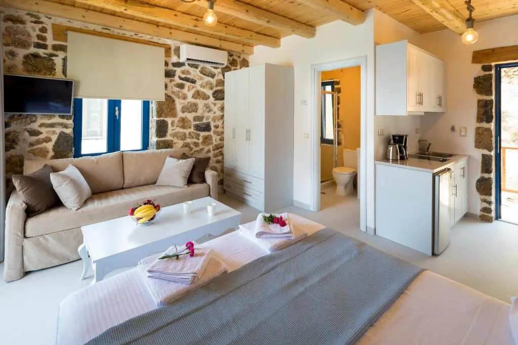 Molos Apartments
