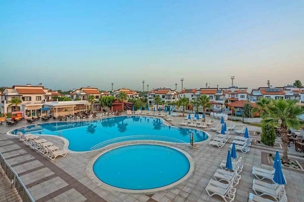 River Resort Hotel