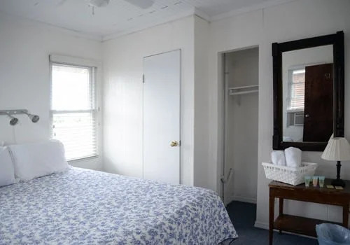Houser's Hotel