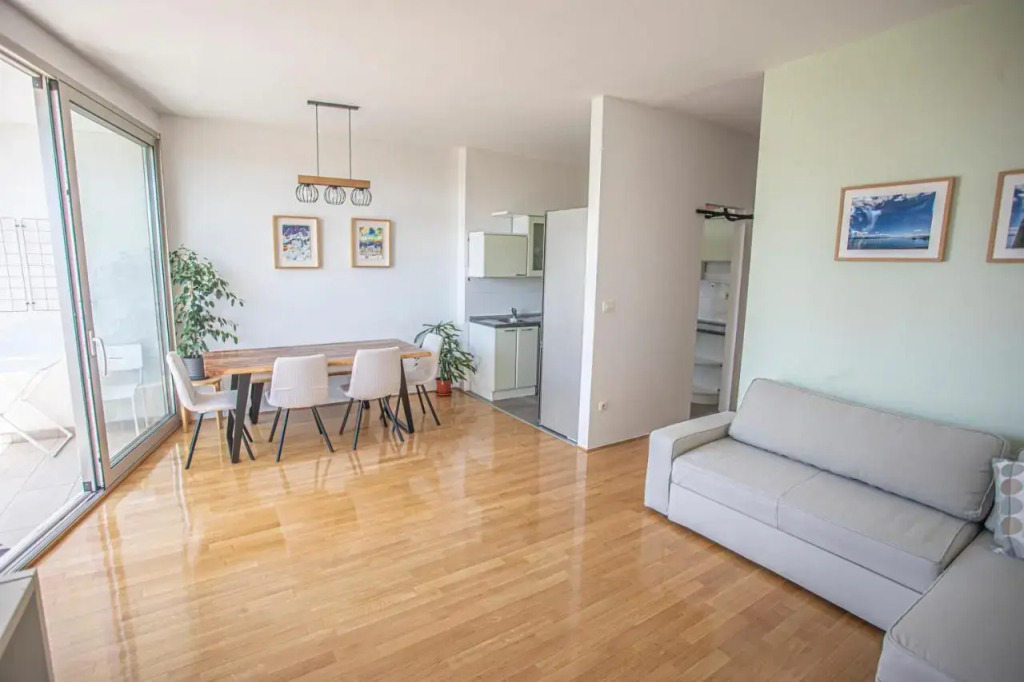 Maris Apartment