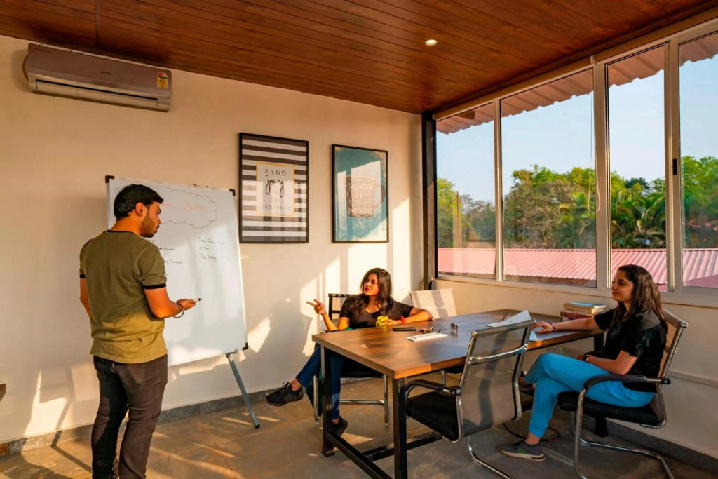 Zostel Plus Lonavala