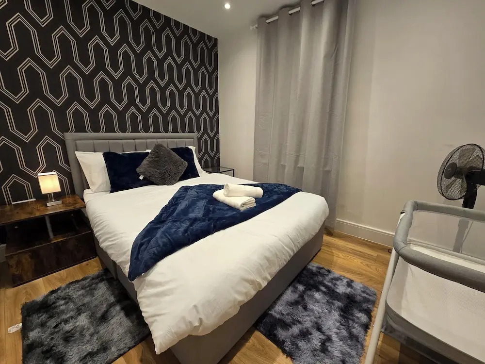Cozy Apt Step Away Hyde Park and Oxford Street