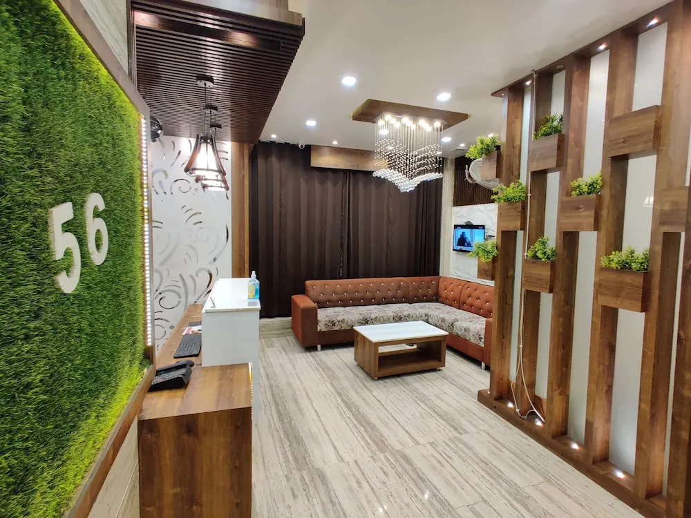 Hotel 56