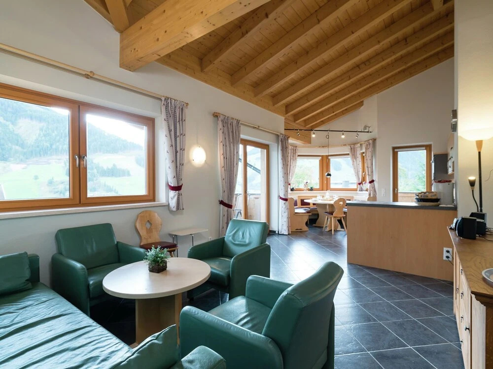 Fantastic Apartment in Saalbach Hinterglemm near Ski Area