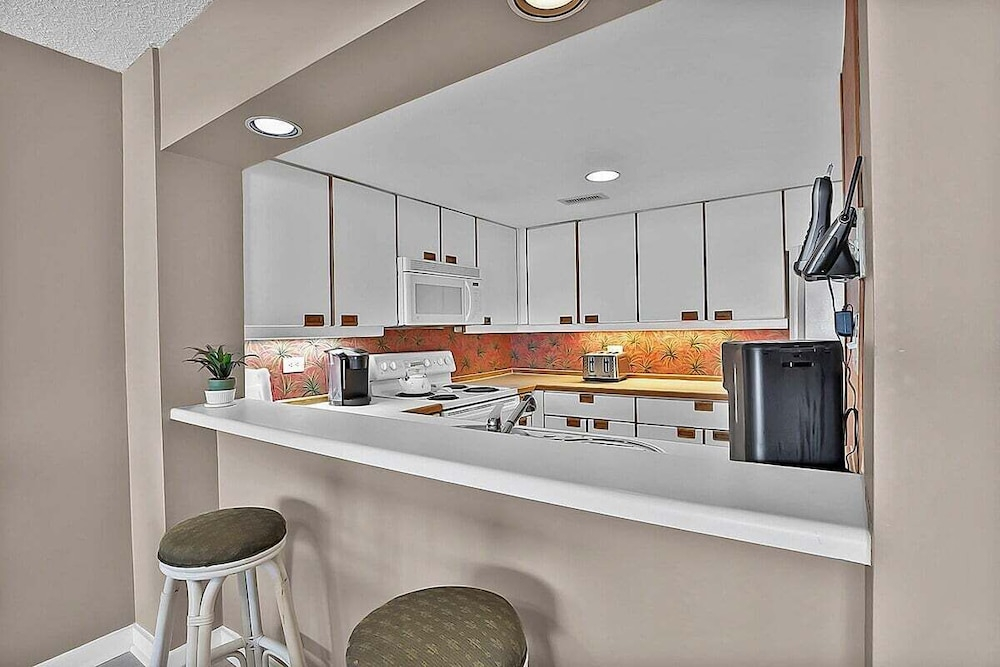 Ocean Creek North Tower F11