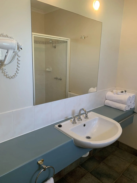 Arthur Phillip Motor Inn