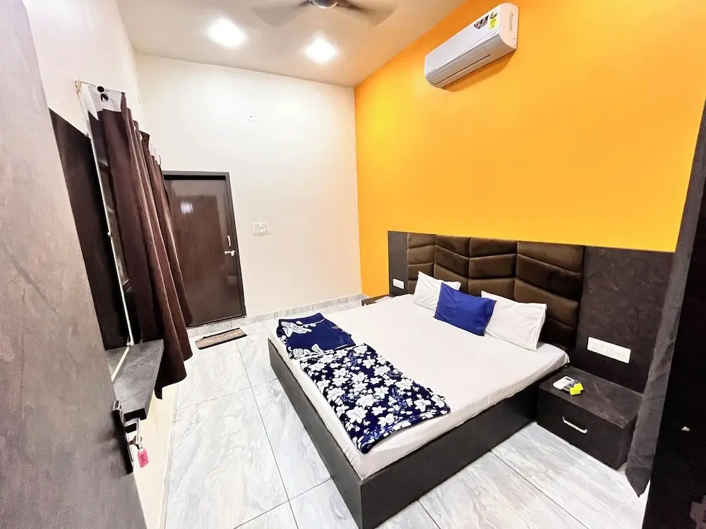 Hotel Shree Bageshwar Inn