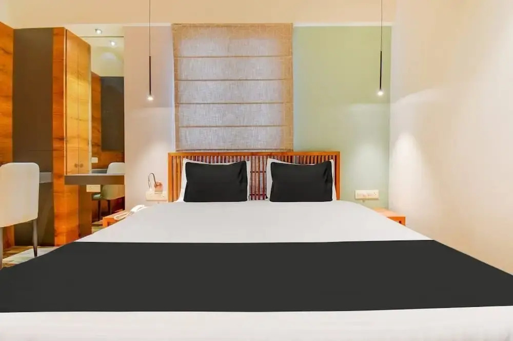 Abssolute Homtel - Rooms and Suites
