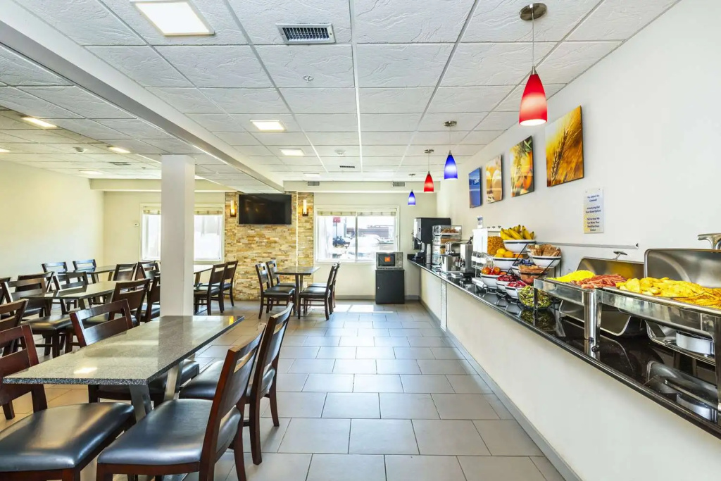 Comfort Inn & Suites
