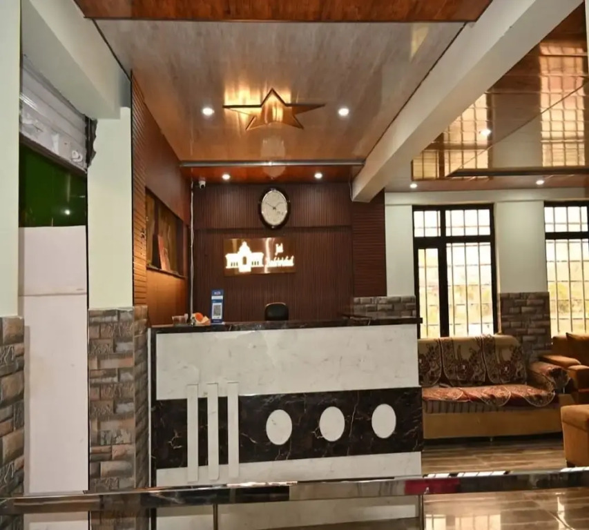Hotel River View