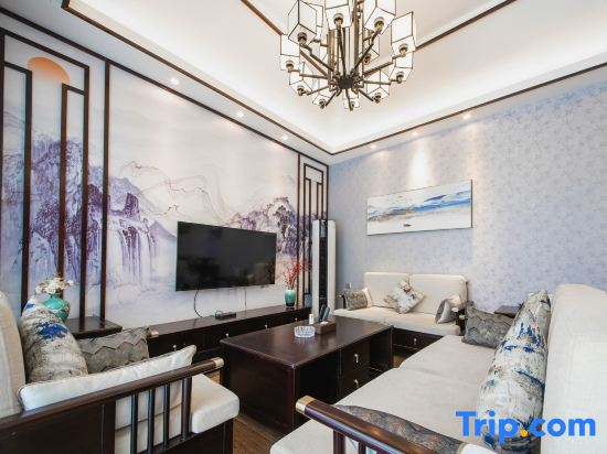 Longrui Homestay (Aoyuan Yingde Chocolate Kingdom)