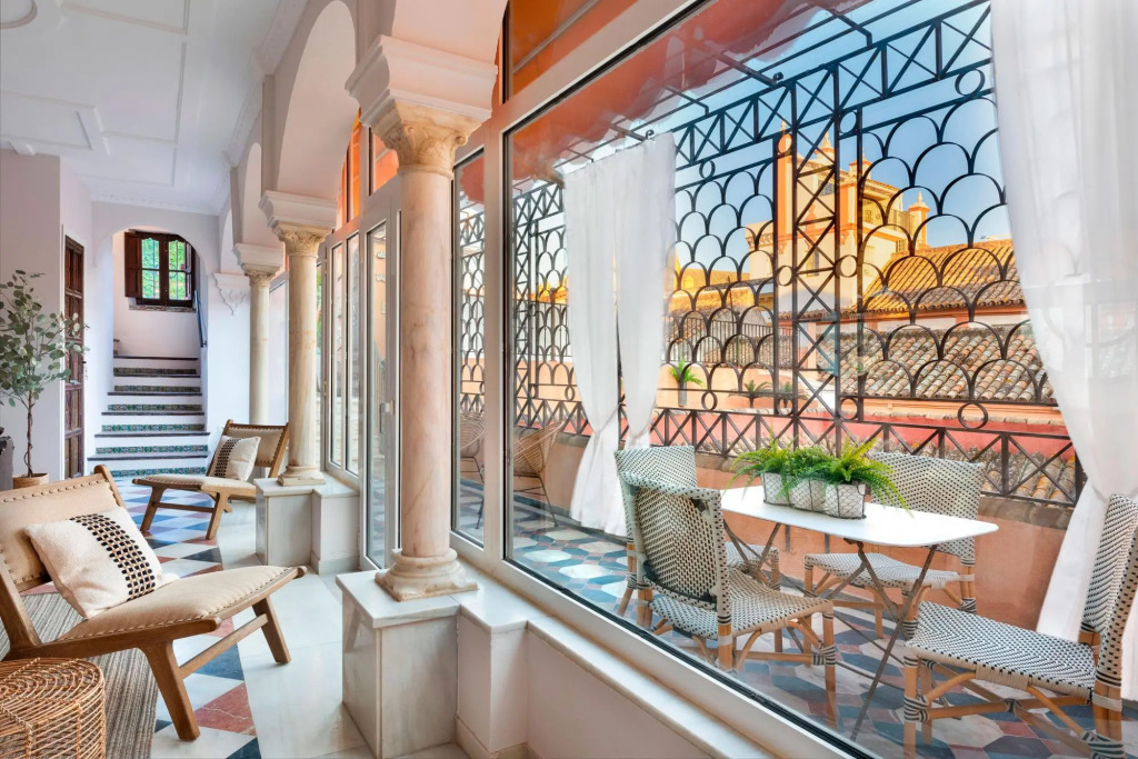 Luxury 3BD duplex with panoramic views to old town. San Isidoro Terrace