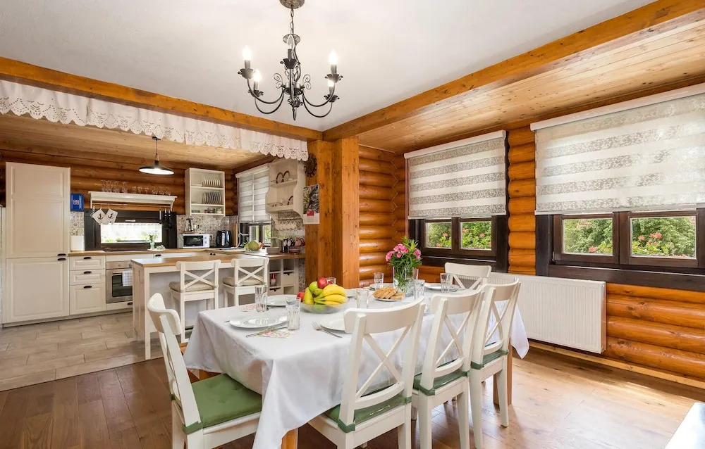 4 Bedroom Lovely Home In Otocac
