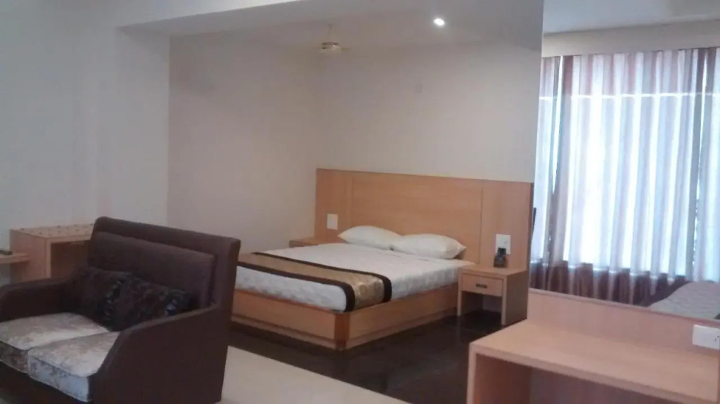 Wingston A Treehouse Hotel Goverdhan
