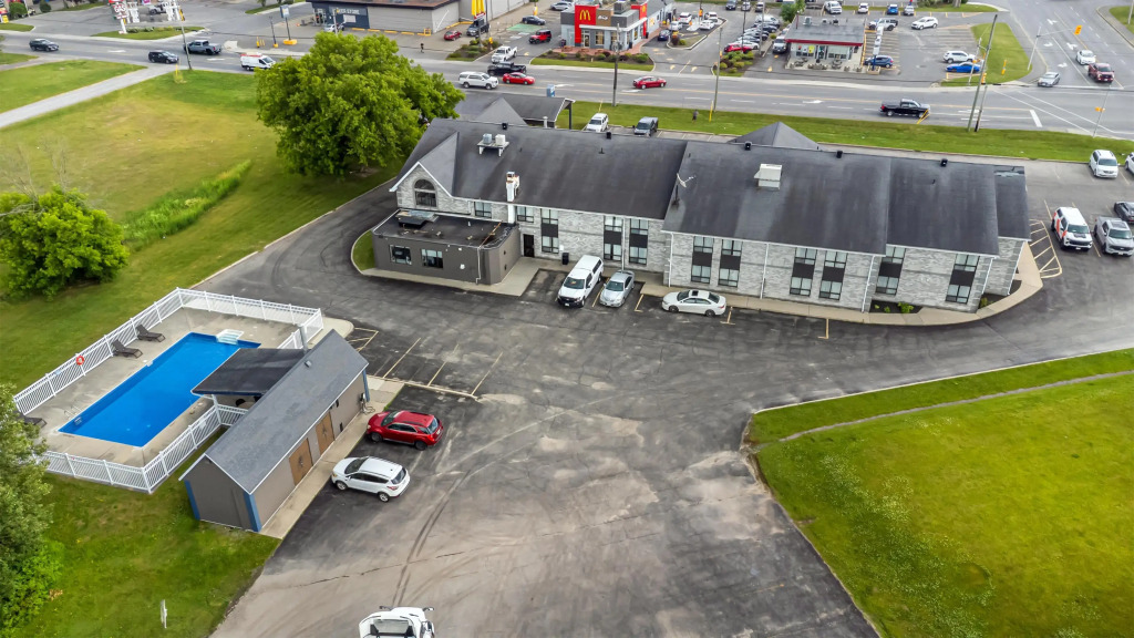 Best Western Smiths Falls Hotel