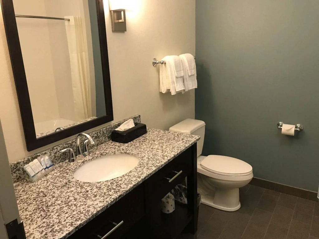 Sleep Inn & Suites Middletown - Goshen
