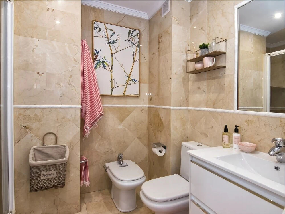 Chezmoihomes Glow And Elegance 4Br Retreat