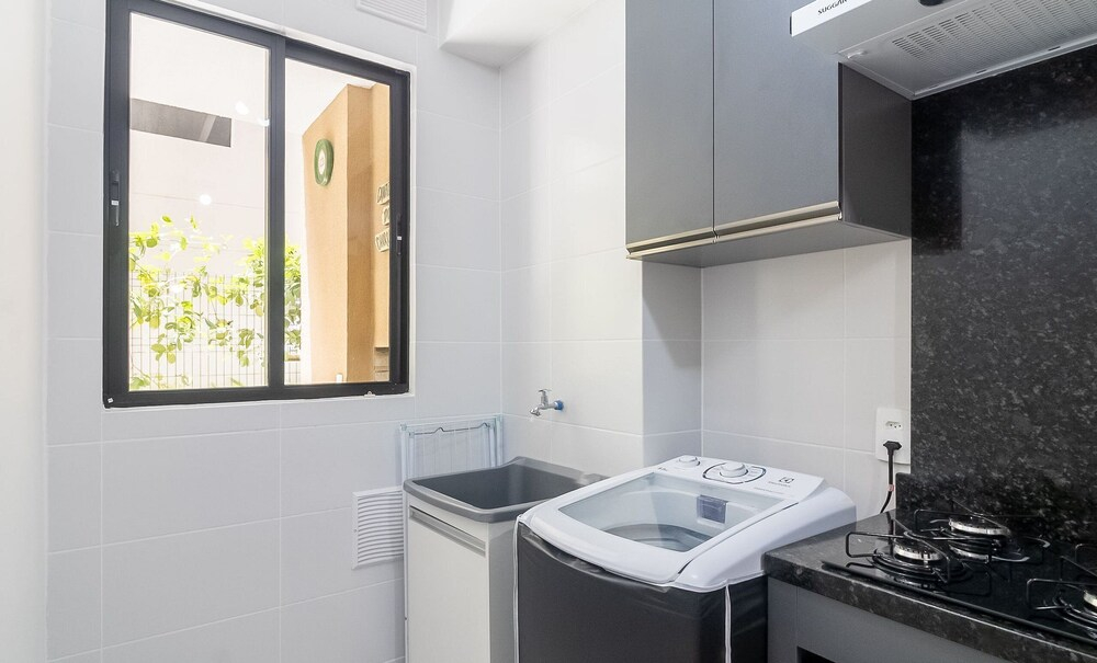 MCB - Apartments With Pool Near the Beach