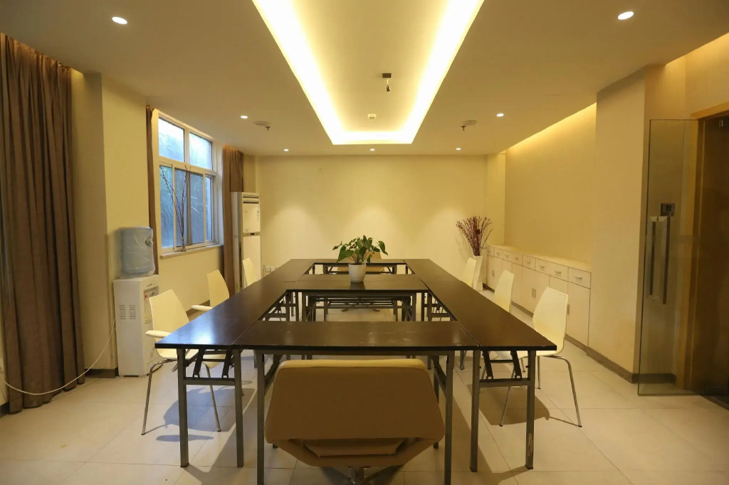 Home Inn (Changsha Train Station)
